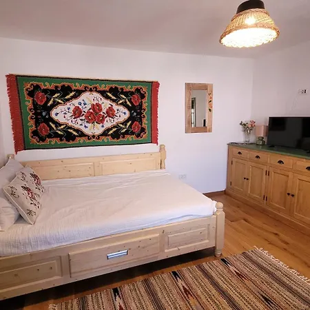 בית הארחה Poveste 3*