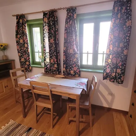 Poveste Guest house