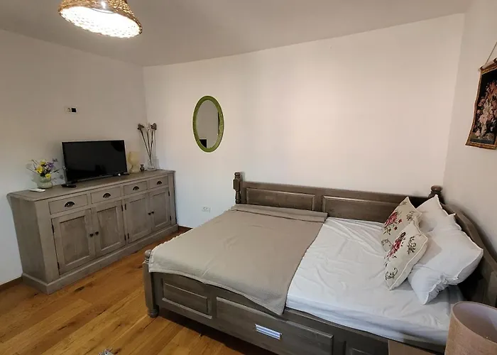 Pensionat Poveste Jurilovca