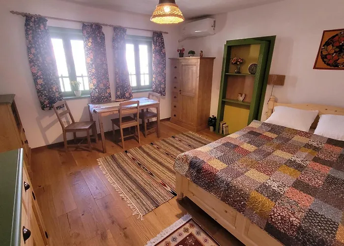 Poveste Pensionat 3*